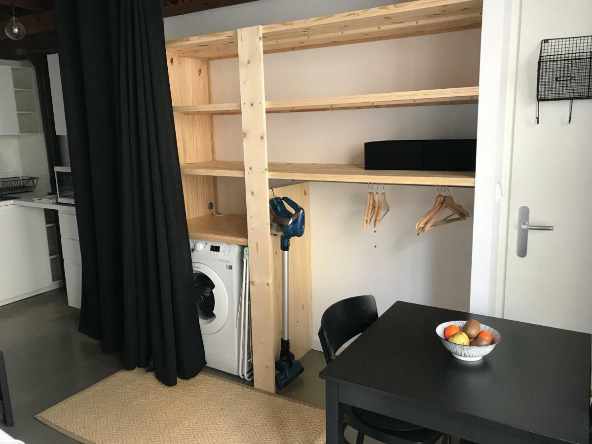 Le Studio Du Moulin Apartment Chambery Bagian luar foto